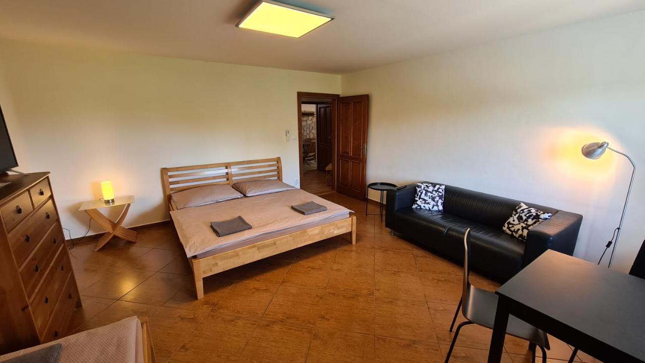 Apartmany Turold Mikulov Exterior photo