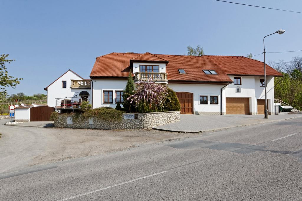 Apartmany Turold Mikulov Exterior photo